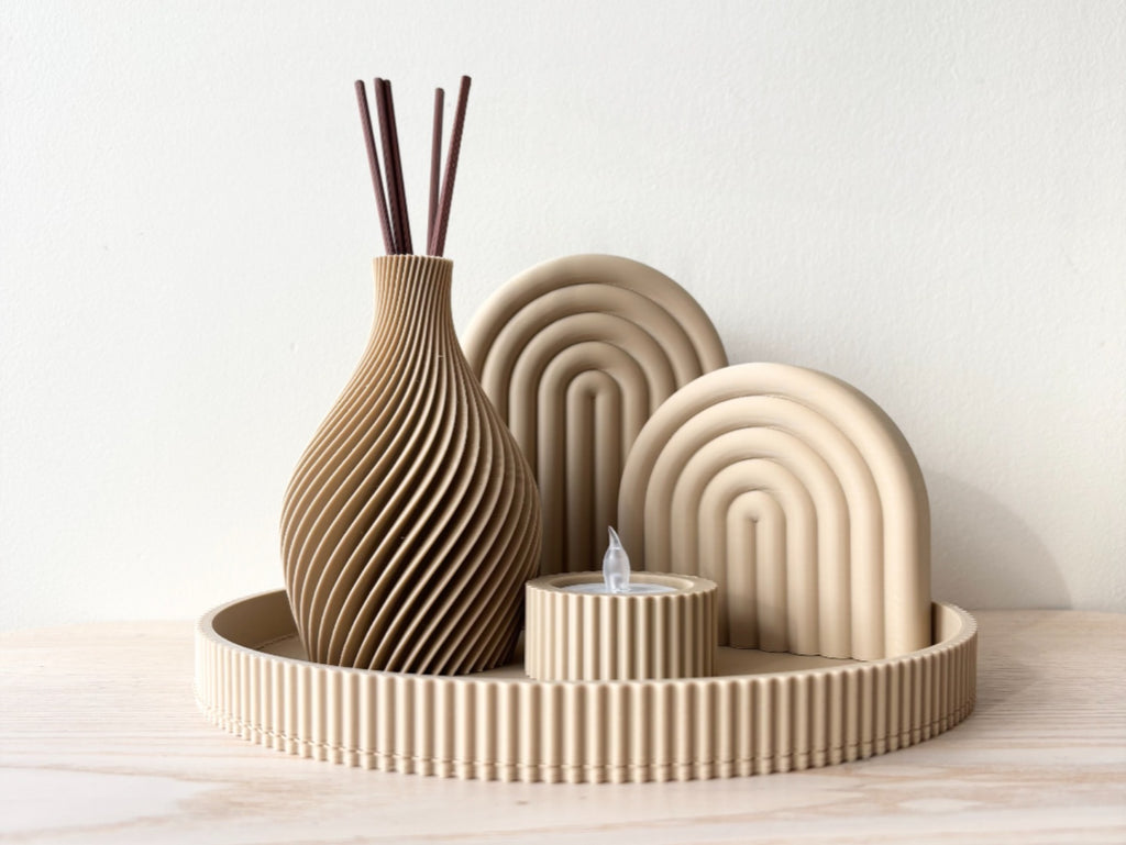 Decorative composition with vase - tray not included (#25)