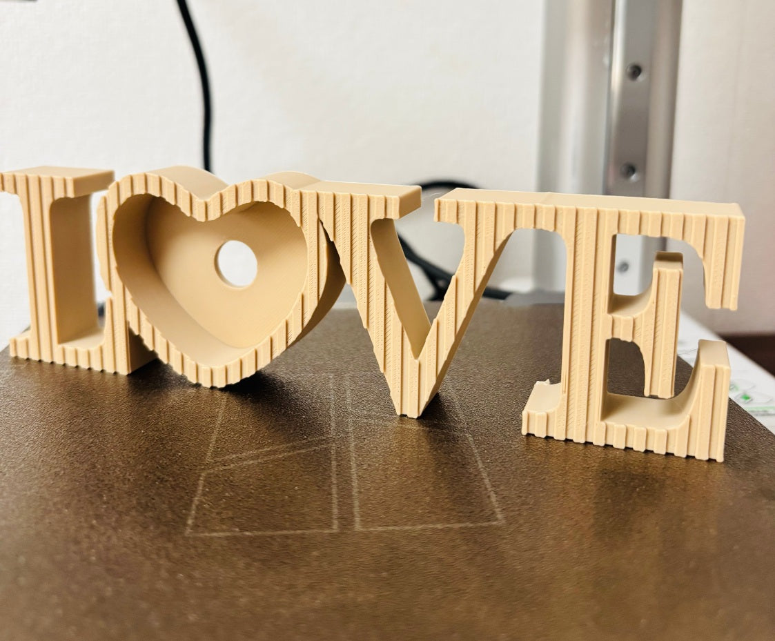 “LOVE” 3D Printed Photo Frame (#30)