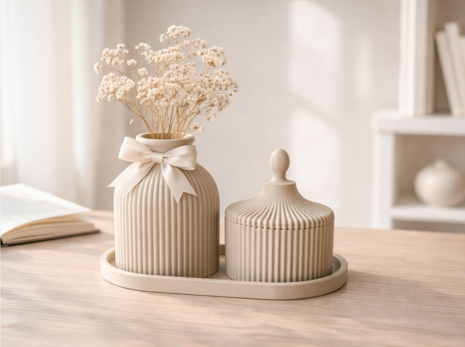 Decorative pots with tray (#19)